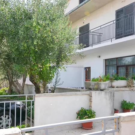 By The Sea Tkon, Pasman - 16275 Tkon