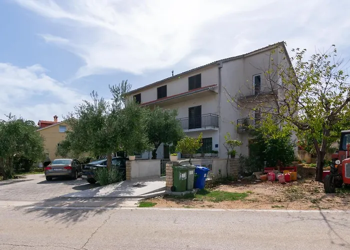 By The Sea Tkon, Pasman - 16275